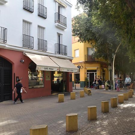 Alameda De Hercules, Gate Of Seville Center Zewnętrze zdjęcie