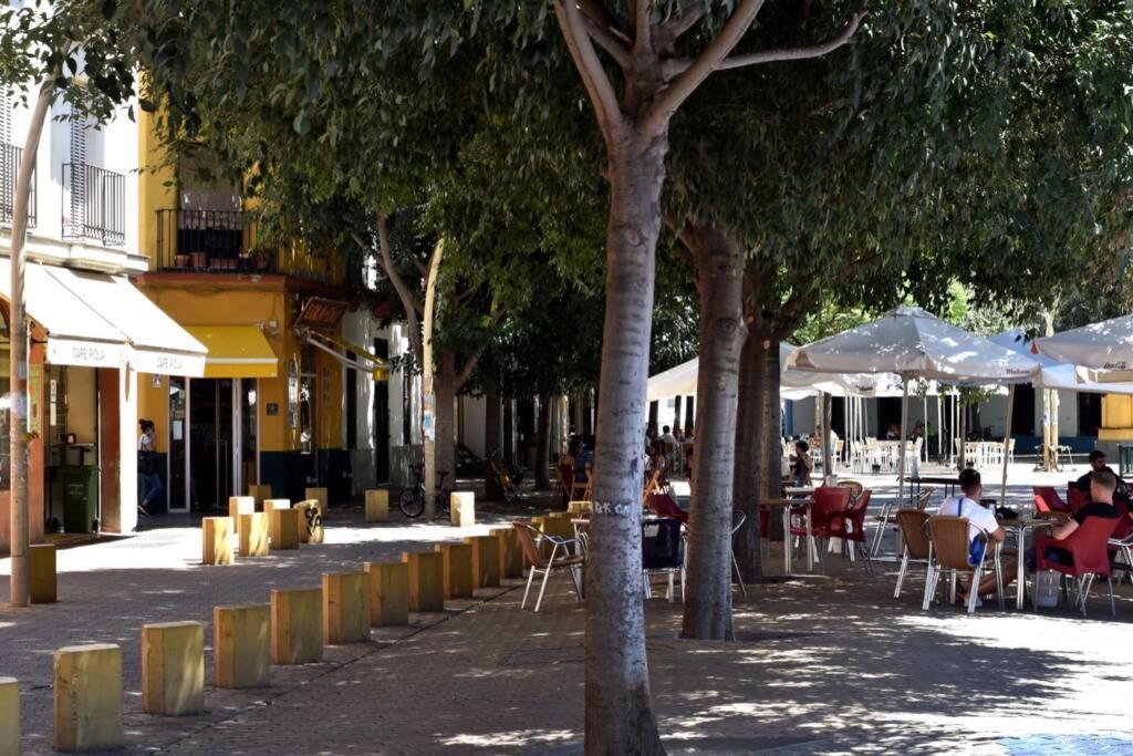 Alameda De Hercules, Gate Of Seville Center Zewnętrze zdjęcie
